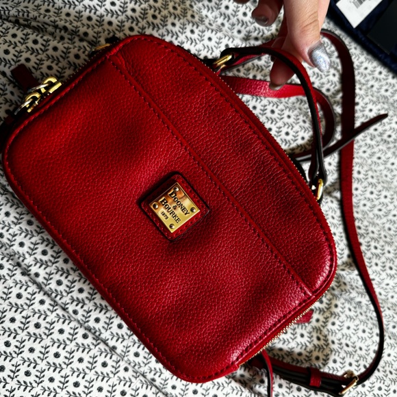 Dooney and Bourke Belvedere Red - Picture 7 of 16